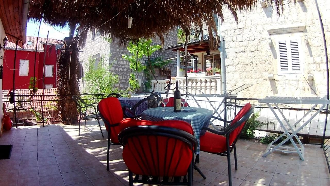Апартаменты Apartments Gudco Пераст-39